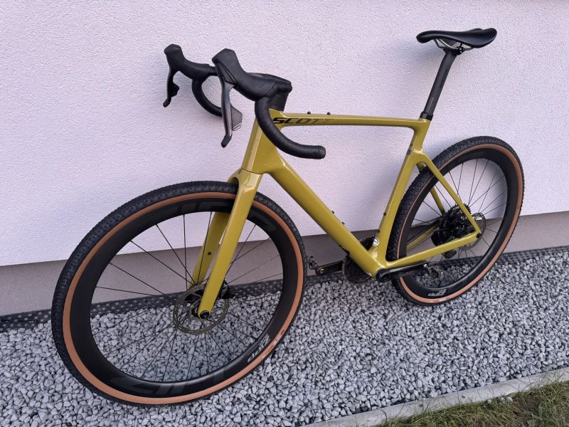 Scott Addict gravel 20 top stav 