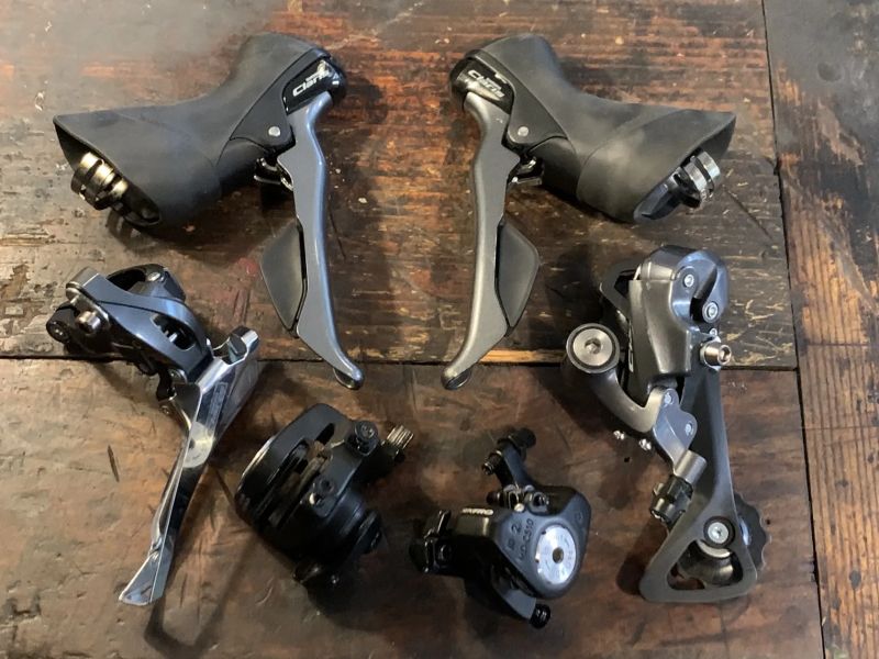 kompletní sada Shimano Claris 2x8 + brzdy Tektro 