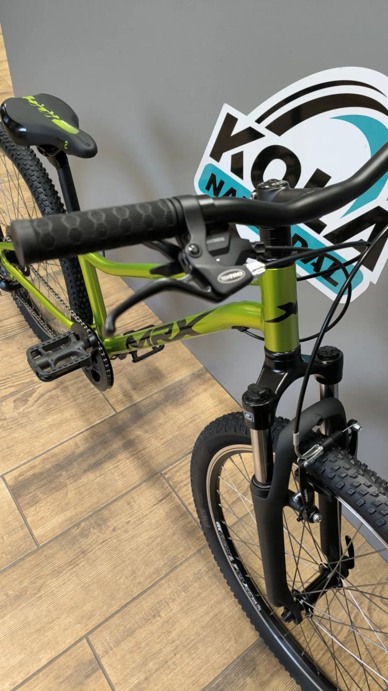 MRX Juno 24 SF lever zelený 2025