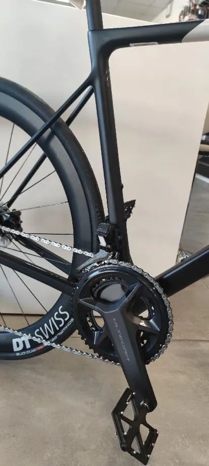 SUPERIOR RR 9.8 Matte Carbon / White, vel. 54 cm (M) 