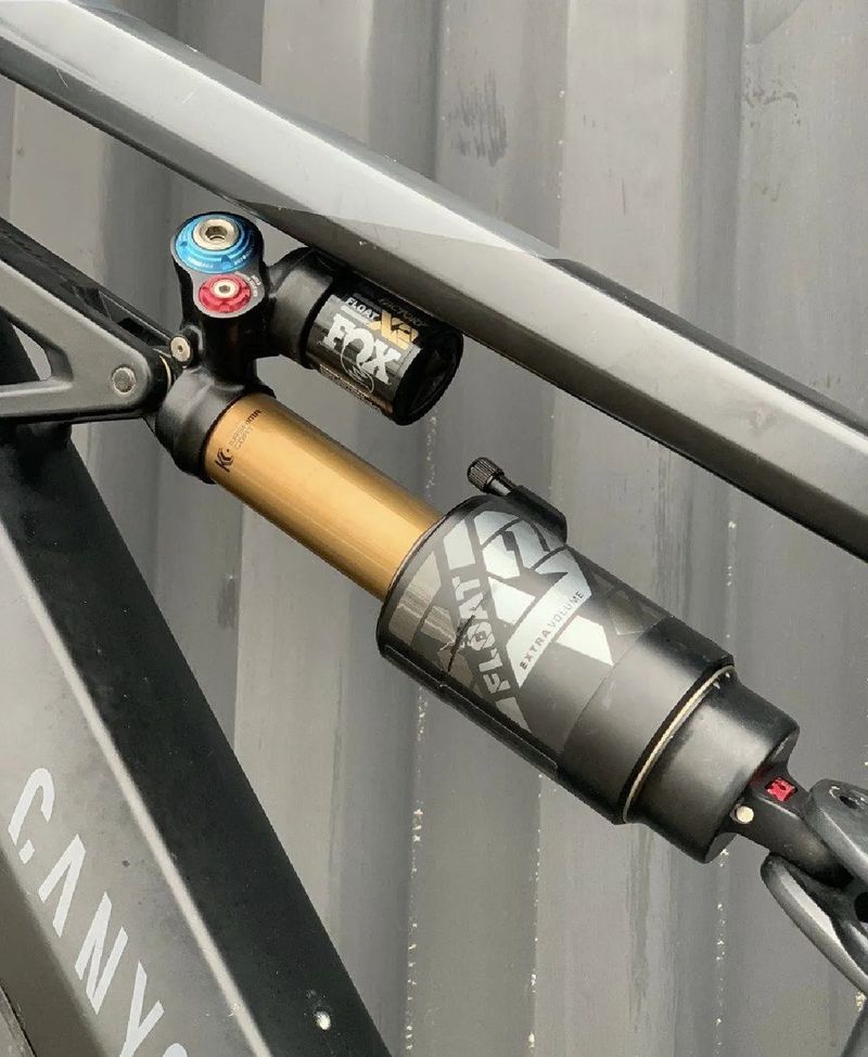 VÁNOČNÍ SLEVA - Canyon Torque ON 9 