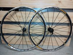 Mavic Aksium Race 28"