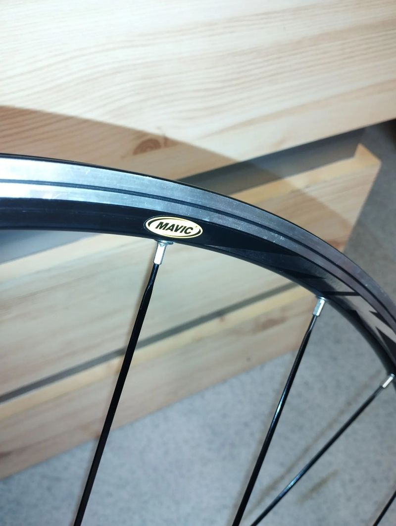Mavic Aksium Race 28"
