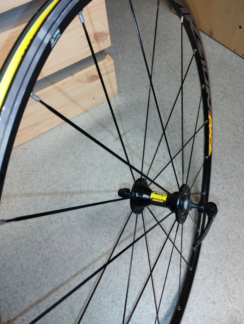 Mavic Aksium Race 28"