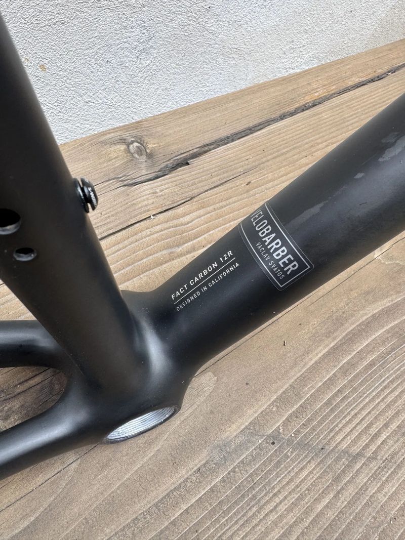 S-Works Aethos (ramova sada, vel. 54)