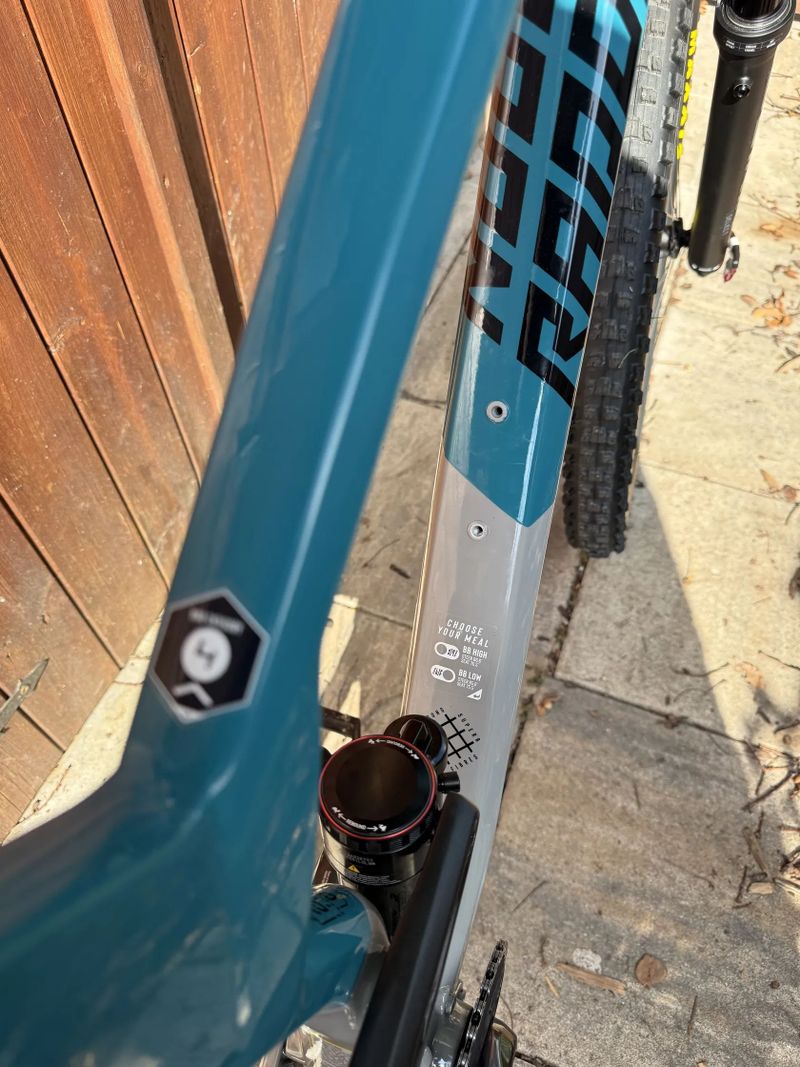 Radon Radon Slide Trail CF karbon