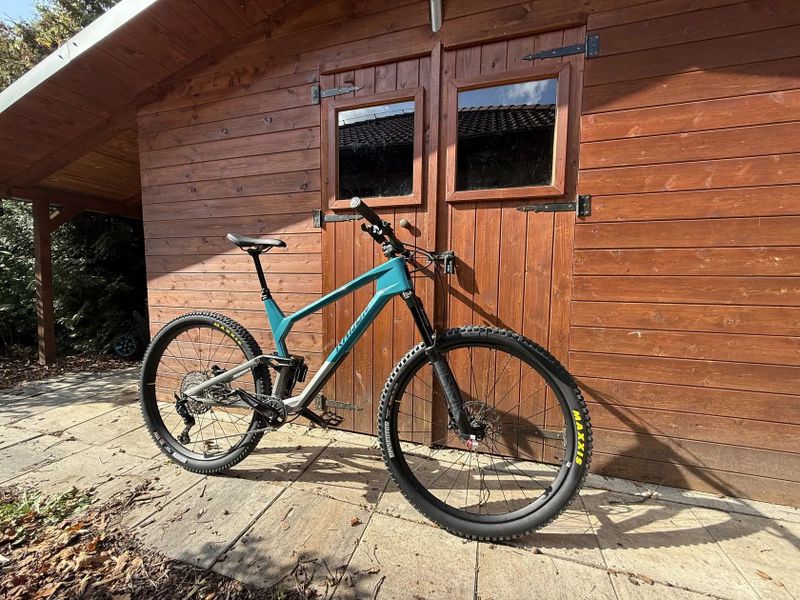 Radon Radon Slide Trail CF karbon