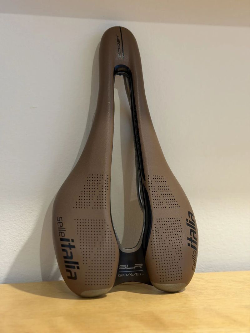 Sedlo Selle Italia SLR Boost Gravel Superflow TI 316 - 130mm, hnědá