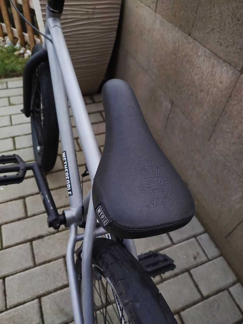 Wethepeople Nova 20"