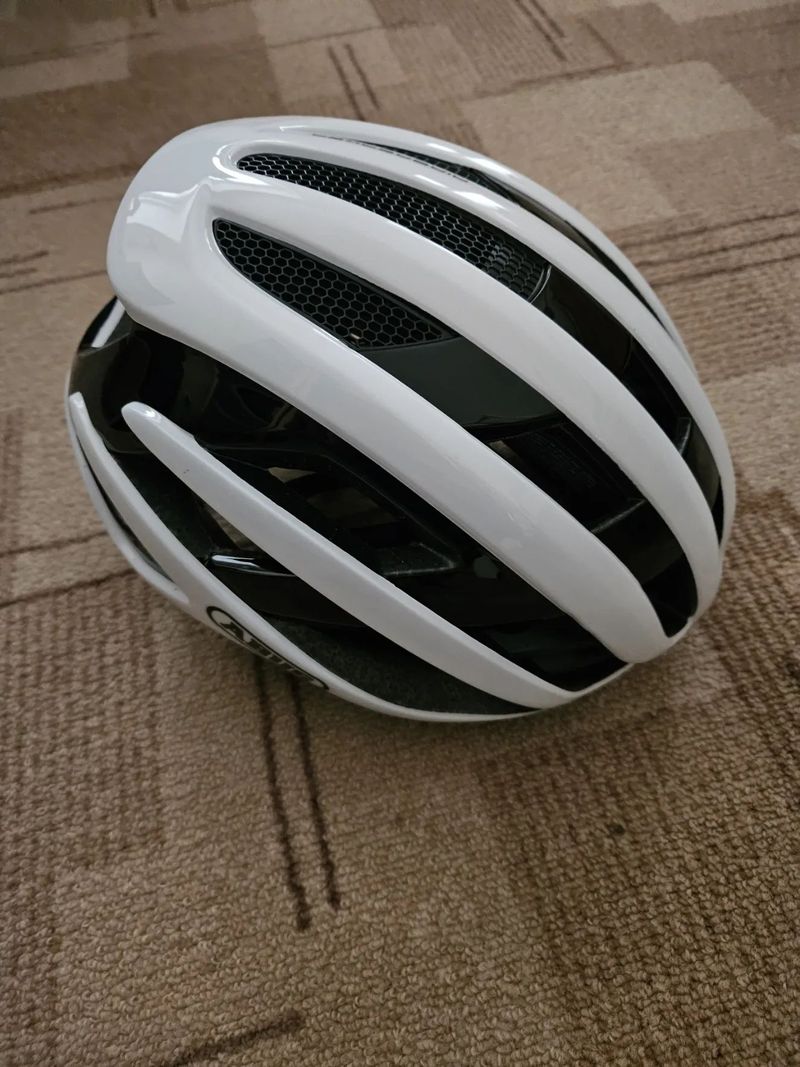 Abus AirBreaker Polar White