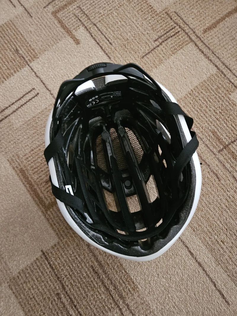 Abus AirBreaker Polar White