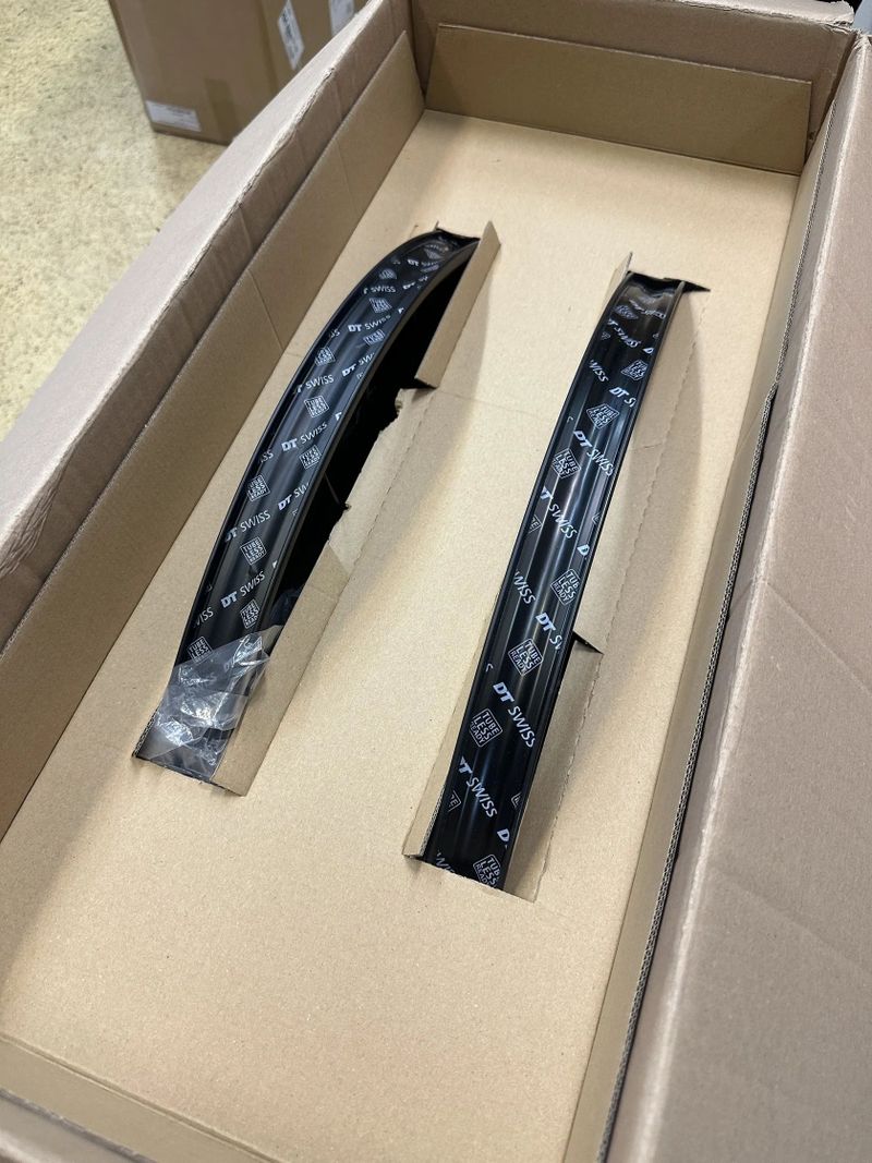 Pancho wheels DT Swiss xrc 310 