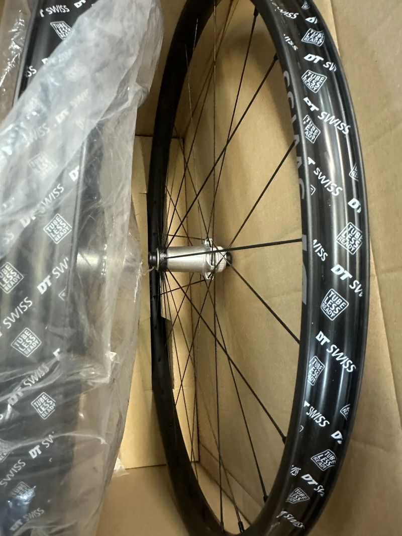 Pancho wheels DT Swiss xrc 310 