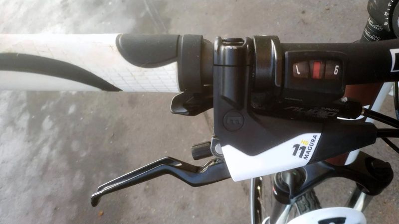 Winora Cross Magura Shimano Deore kompletní servis