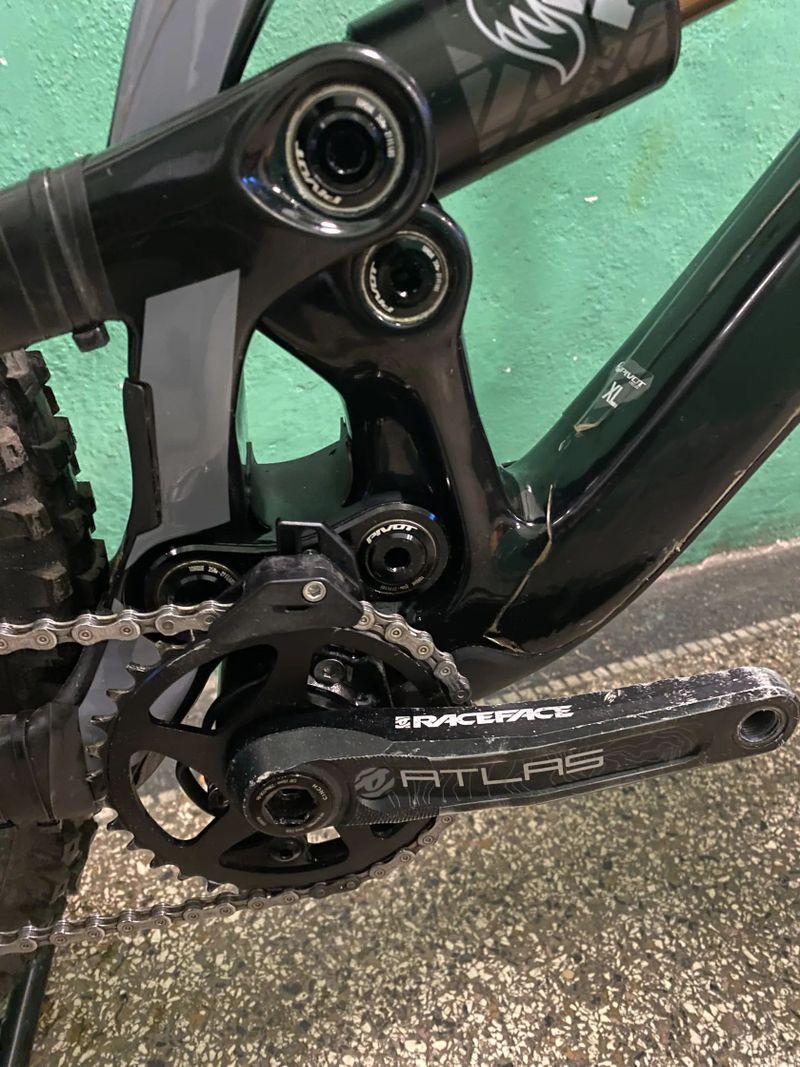 Pivot Cycles Phoenix 29 Pro Saint vel.XL