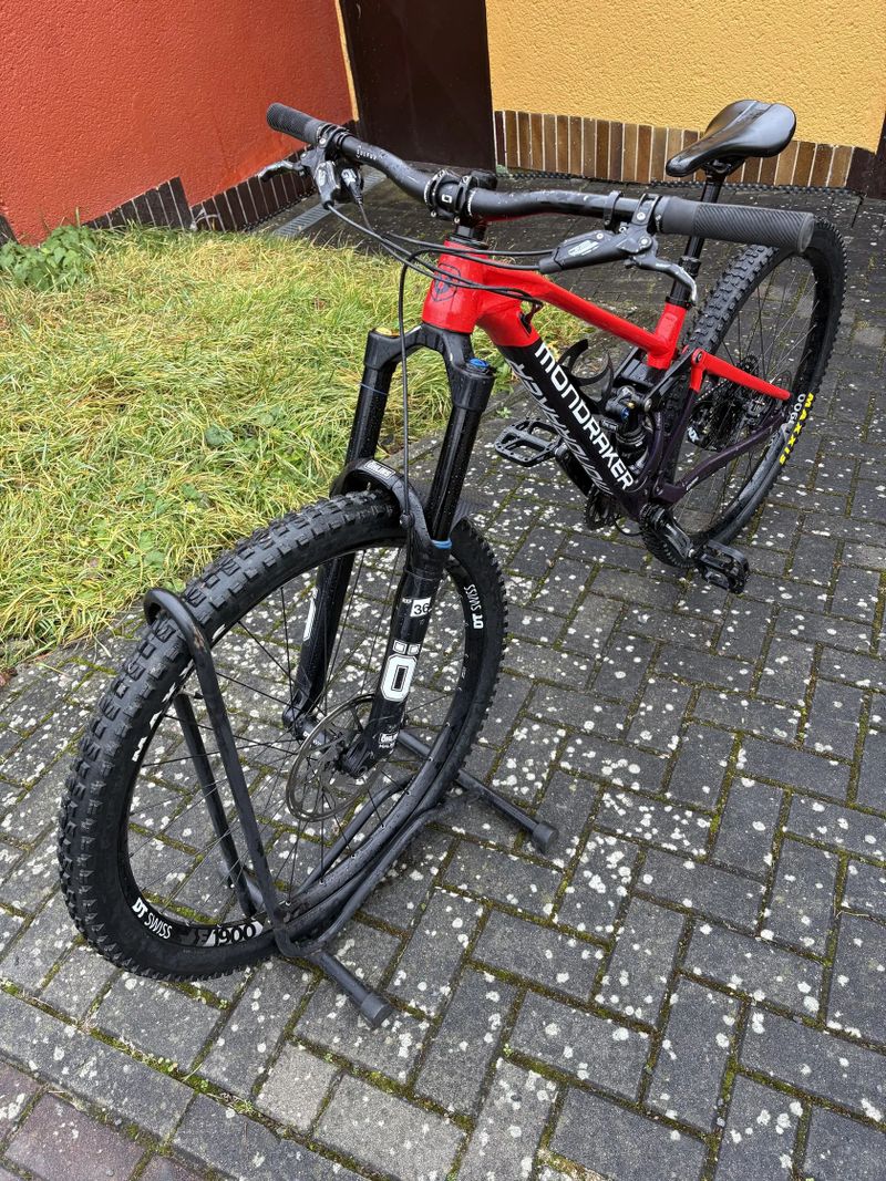 Mondraker foxy R vel. S