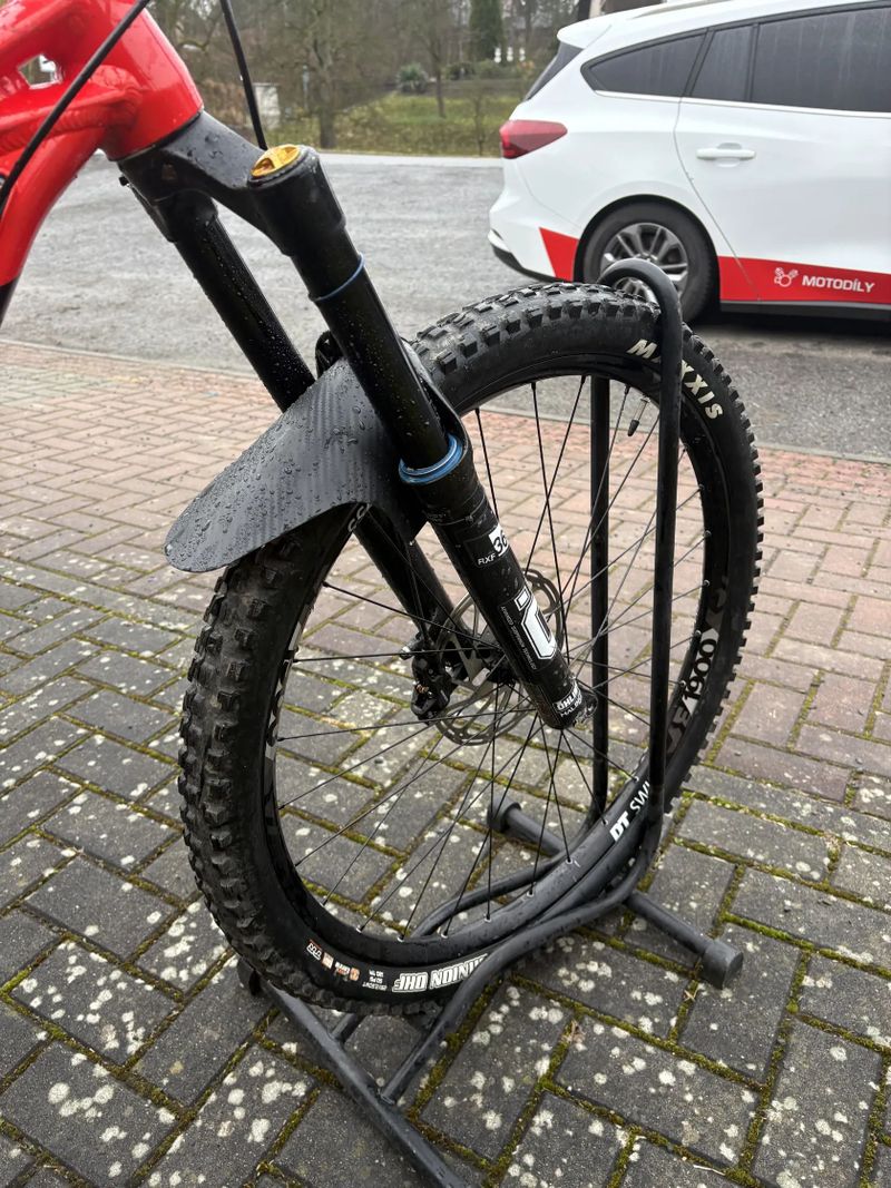 Mondraker foxy R vel. S