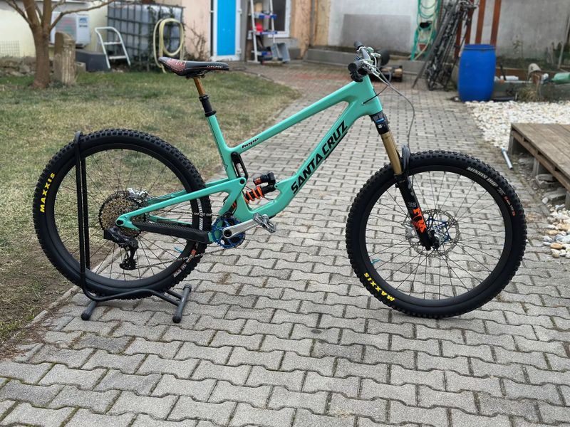 Santa Cruz Mega Tower