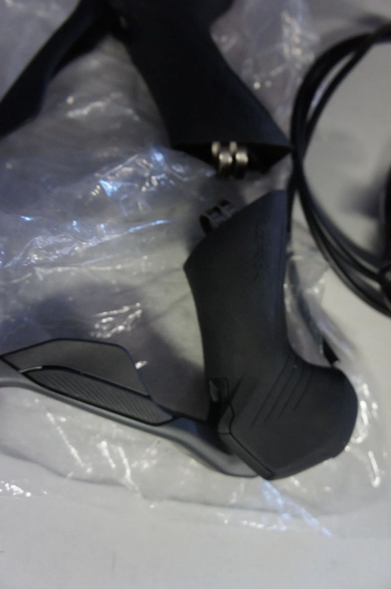  SHIMANO GRX ST-RX825 1x12 sp.