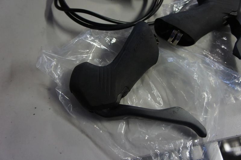  SHIMANO GRX ST-RX825 1x12 sp.