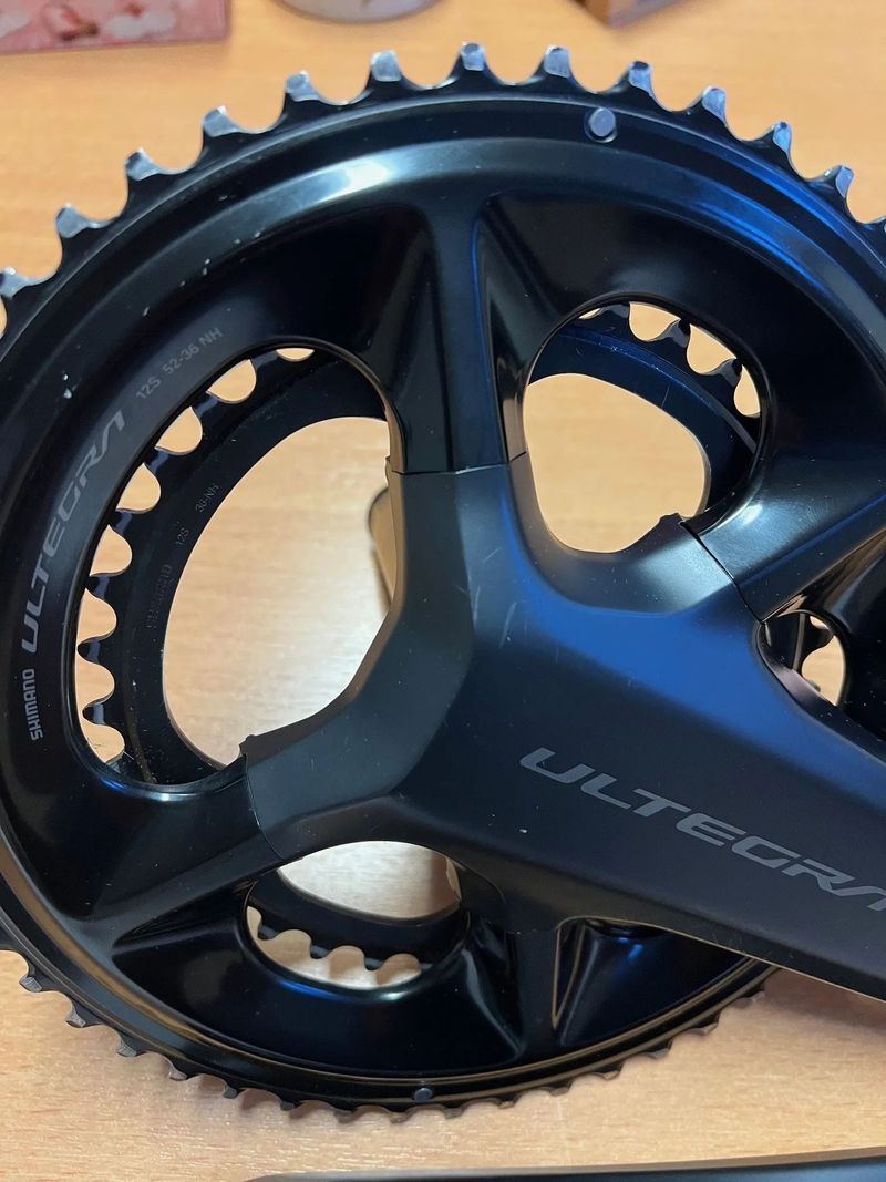 Kliky Shimano Ultegra FC-R8100 175 mm, 2x12s,