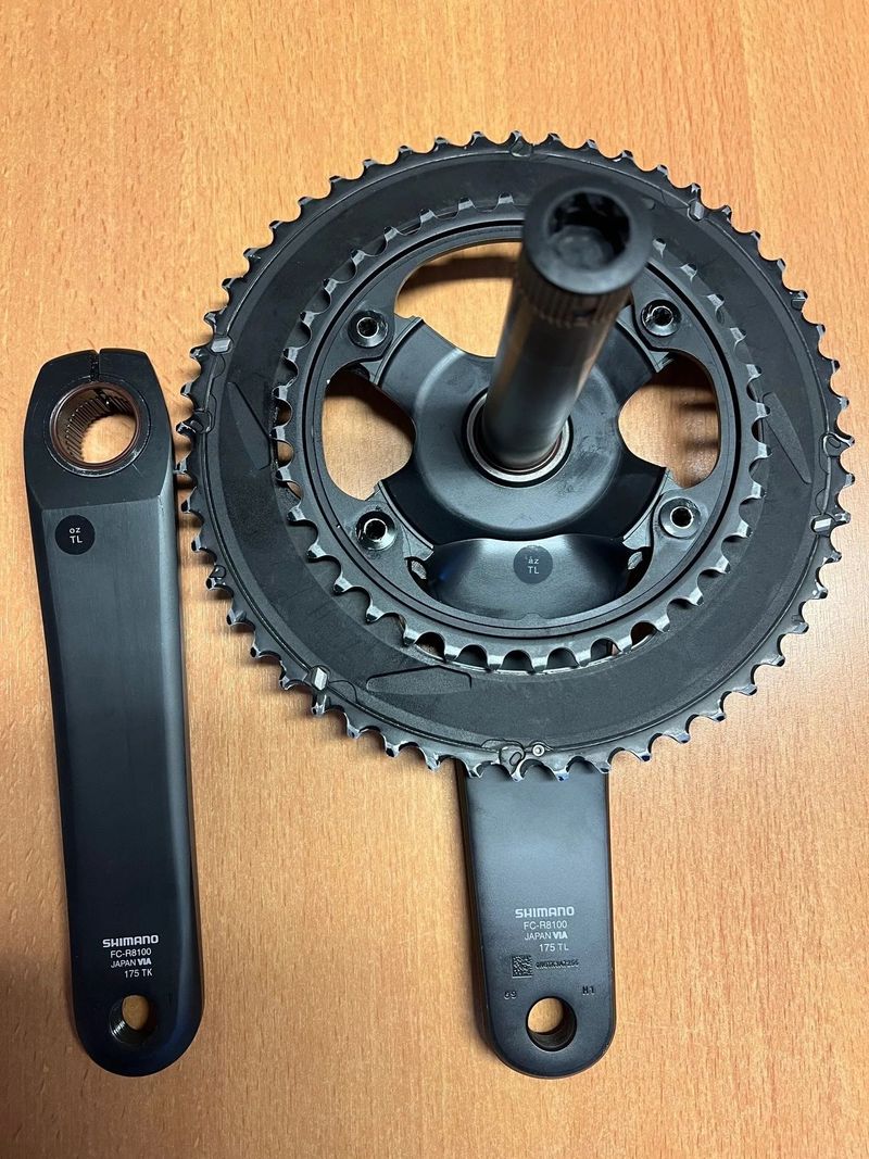 Kliky Shimano Ultegra FC-R8100 175 mm, 2x12s,