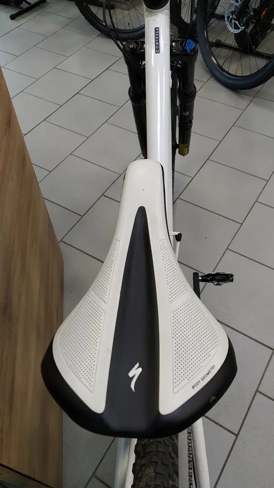 Scott Contessa Activ 30 vel.M/18"