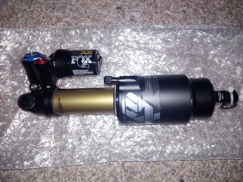 FoxNový tlumič FOX Float X2 Factory 230x65mm