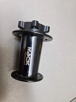 Mack Superlight Lefty 60 Hub