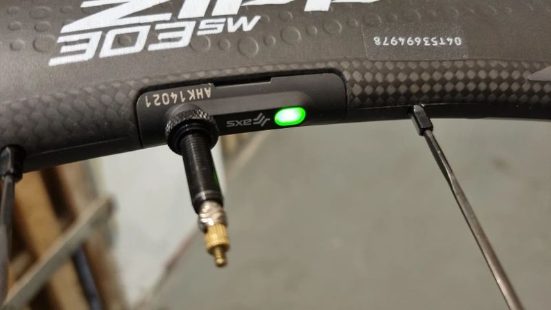 Zipp 303 SW (Senzor Tlaku!) | XDR | 1440g