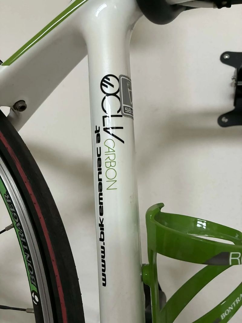 Trek Madone three series