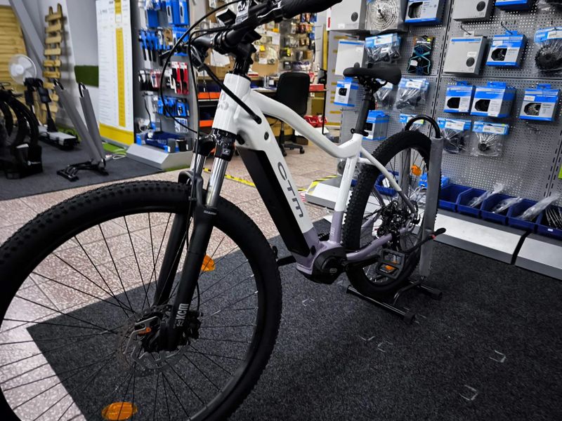 !TOP! CTM Ruby, vel. L, Bafang M500, baterie 720Wh, najeto 730km, záruka