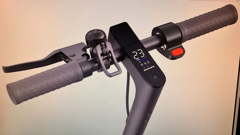 Elektrická koloběžka v zaruce