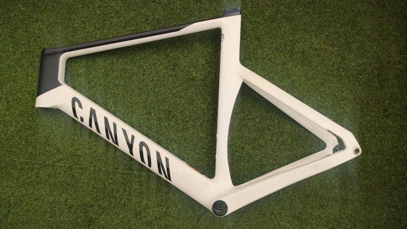 Rám Canyon Aeroad CF SLX R081 velikost XL k opravě