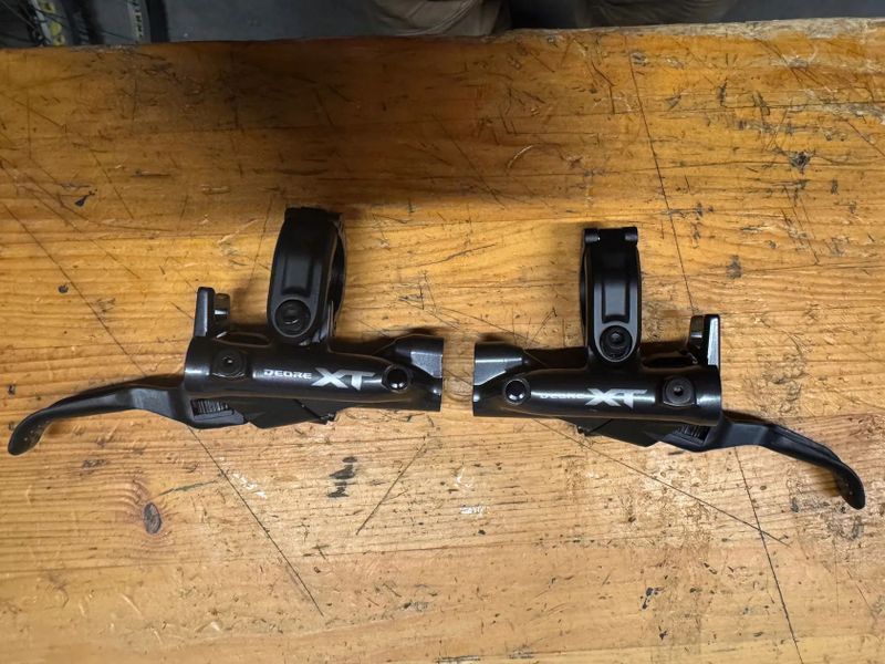 Shimano XT BR-M8220 sundané z nového kola s kotouči