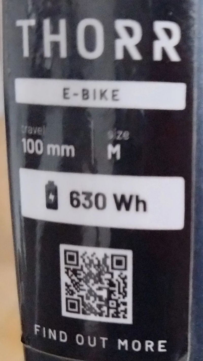 PELLS Thorr vel.M / 630 Wh / najeto 1632 km 