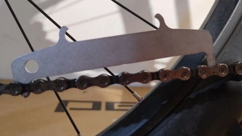 PELLS Thorr vel.M / 630 Wh / najeto 1632 km 