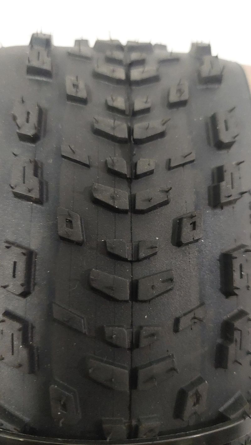 Bontrager Sainte-Anne RSL XR TLR 29 x 2,4