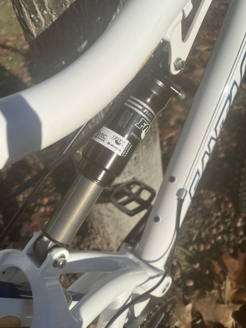 Santa Cruz Superlight