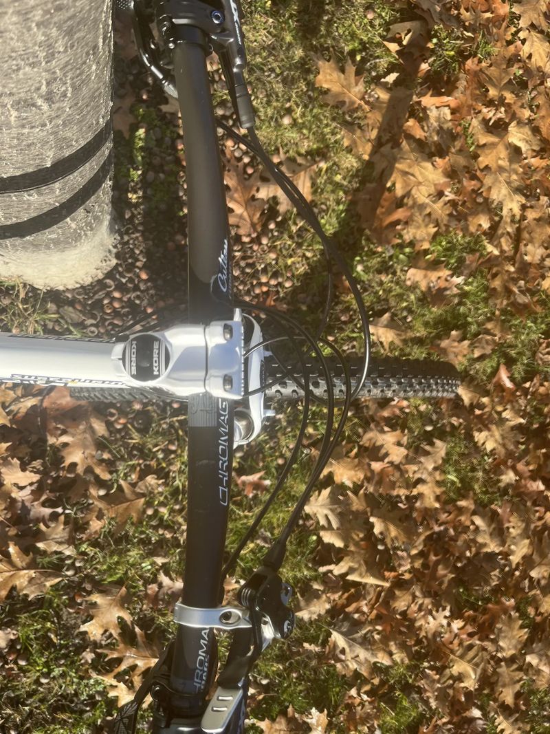 Santa Cruz Superlight