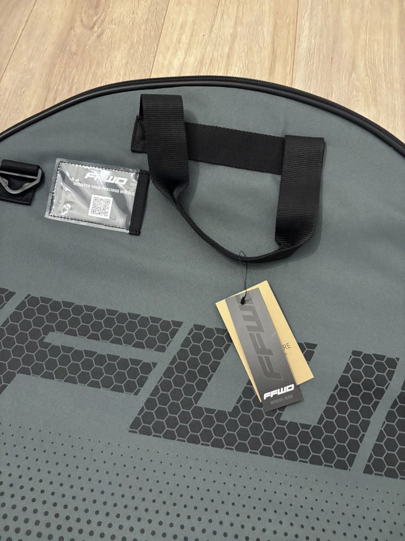 Vak na kola FFWD Double