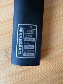 Cannondale karbonová sedlovka C1 v4 330mm 20mm offset