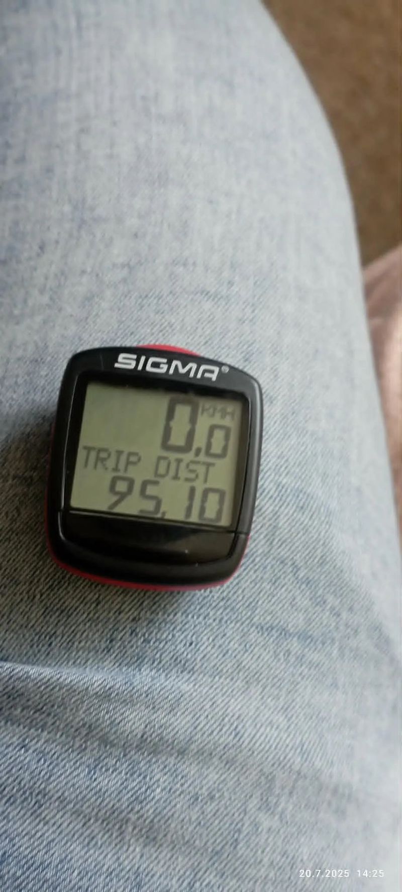 4EVER Engrave Flat (Titan / Metal stříbrná) váha15 kg bez přídavné baterie s (+3 kg)