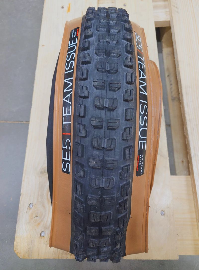 Bontrager SE5 Team Issue 29x2,5