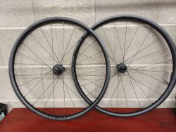 Hliníková gravel kola Veloman na 