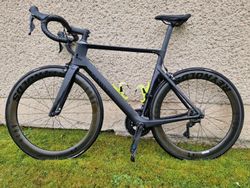 Canyon Aeroad CF SL 7, měřič výkonu Stages Power, size L