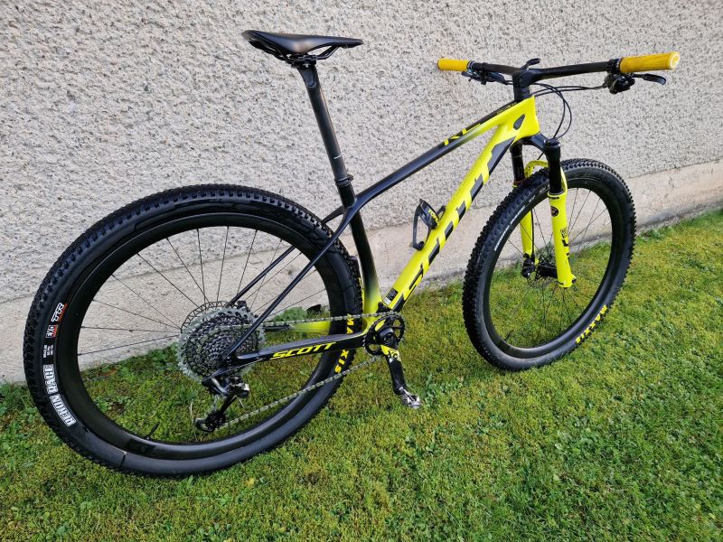 Scott Scale RC 900 World Cup, size M, váha 9,2 kg