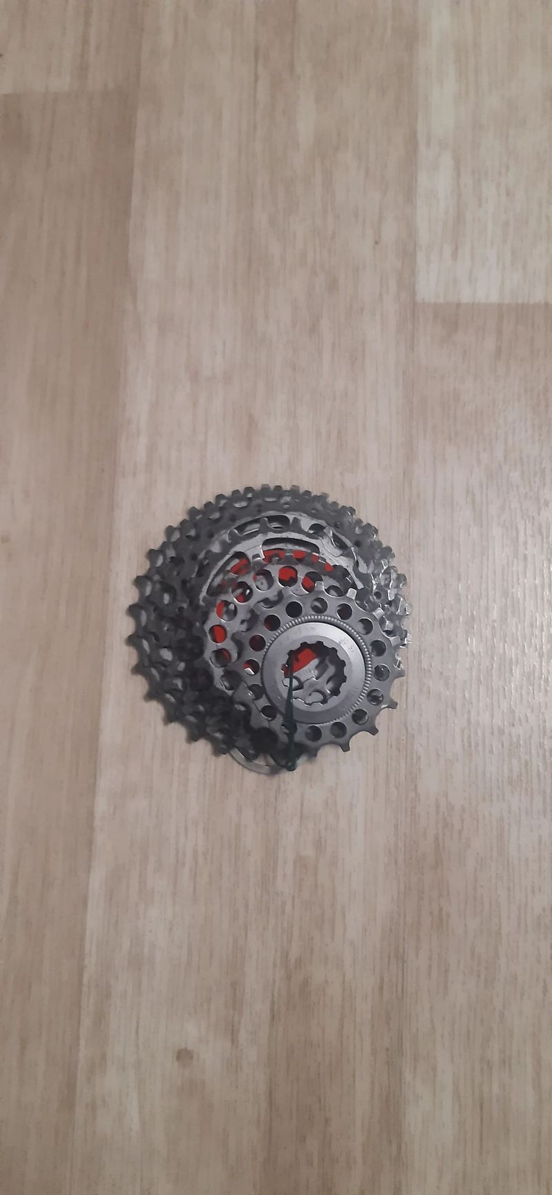 Prodám silniční kazetu, žákovské převody 16-27.