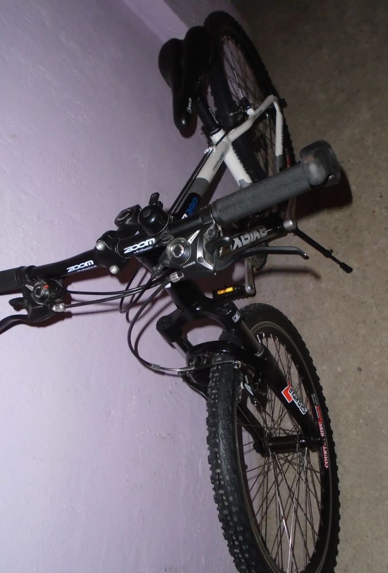 Prodám dětské kolo MAXBIKE M300 24''.