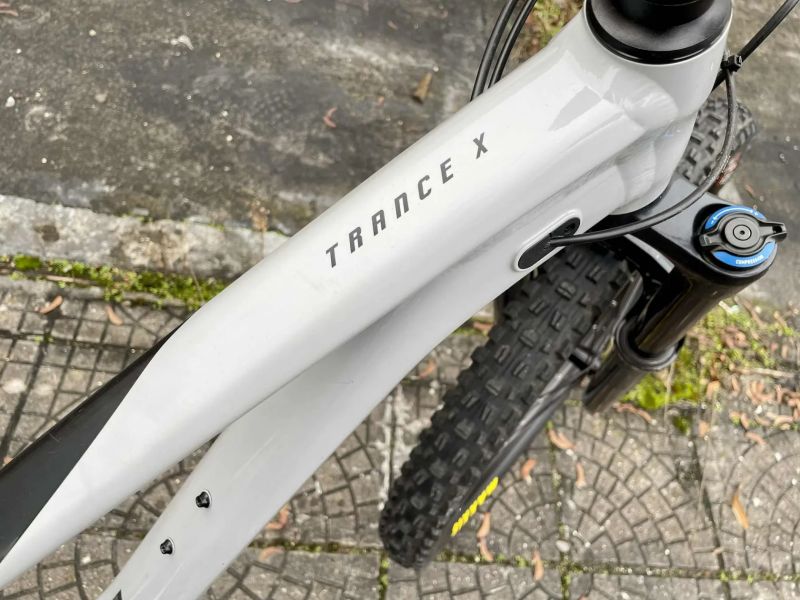 GIANT TRANCE X 3 27,5 - vel. M